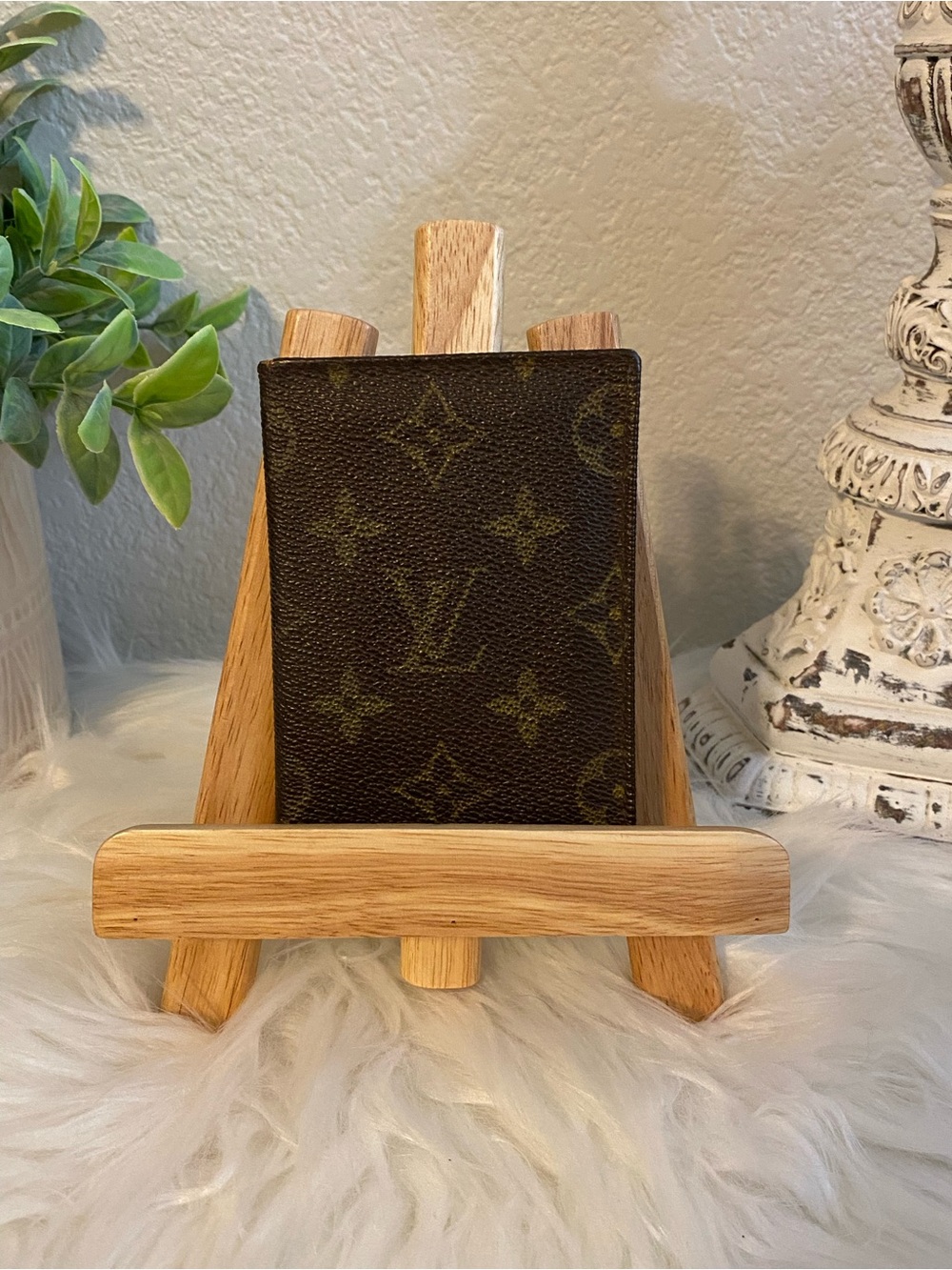 Louis Vuitton Monogram Canvas Card Holder in Brown